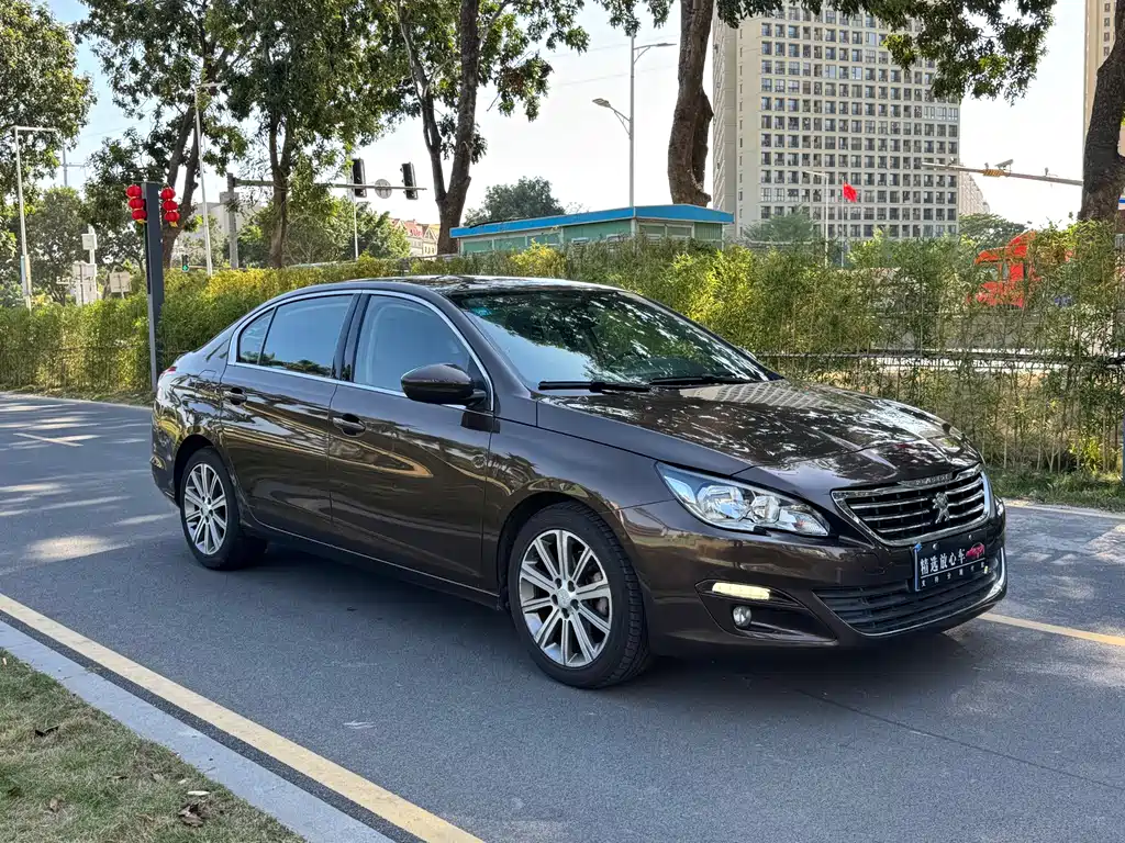 Peugeot 408 2015 — фото 3