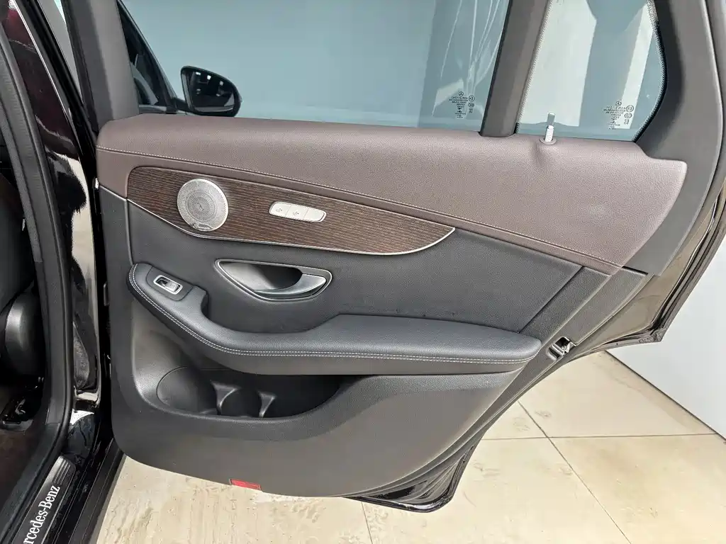 Mercedes-Benz GLC 2023 — фото 23