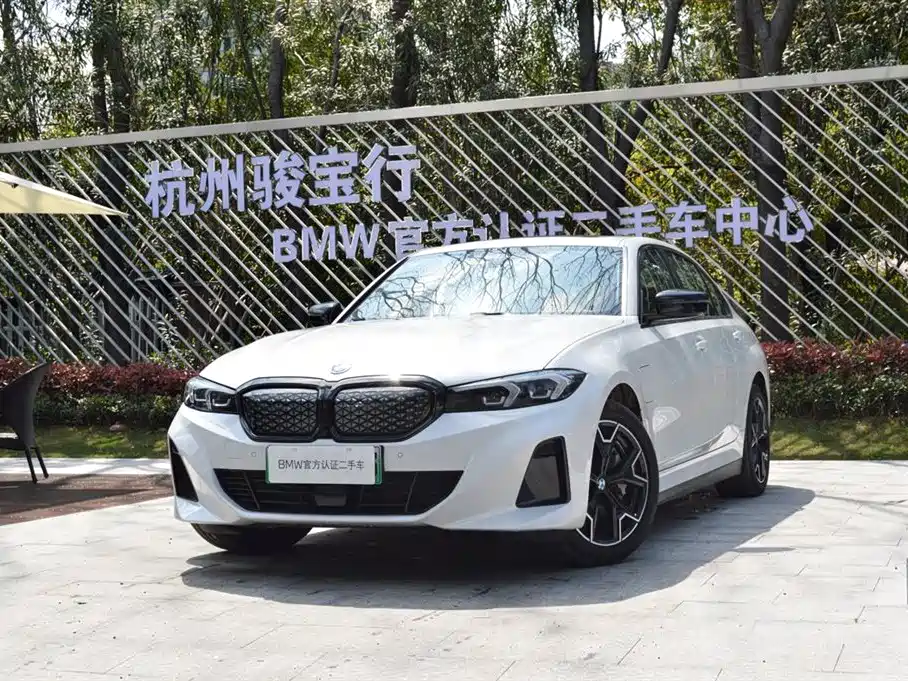 BMW i3 2025 — фото 1