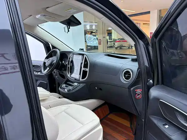 Mercedes-Benz Vito 2016