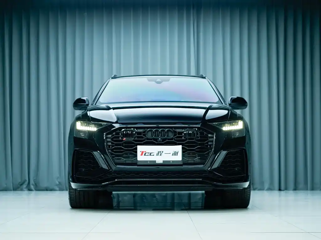 Audi RS Q8 2022 — фото 2