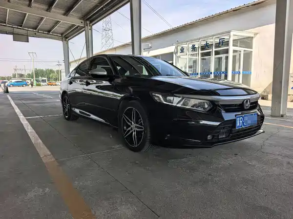 Honda Inspire 2022