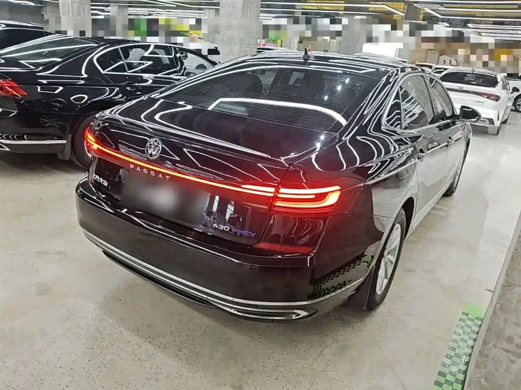 Volkswagen Passat PHEV 2022 — фото 7