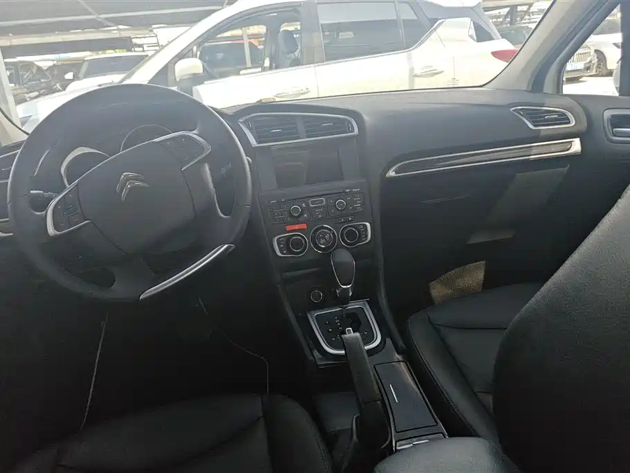 Citroen C4L 2014 — фото 12