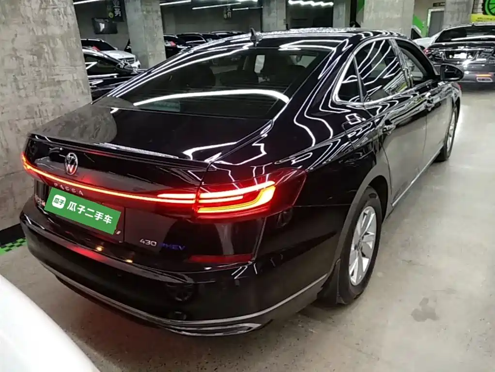 Volkswagen Passat PHEV 2022 — фото 6