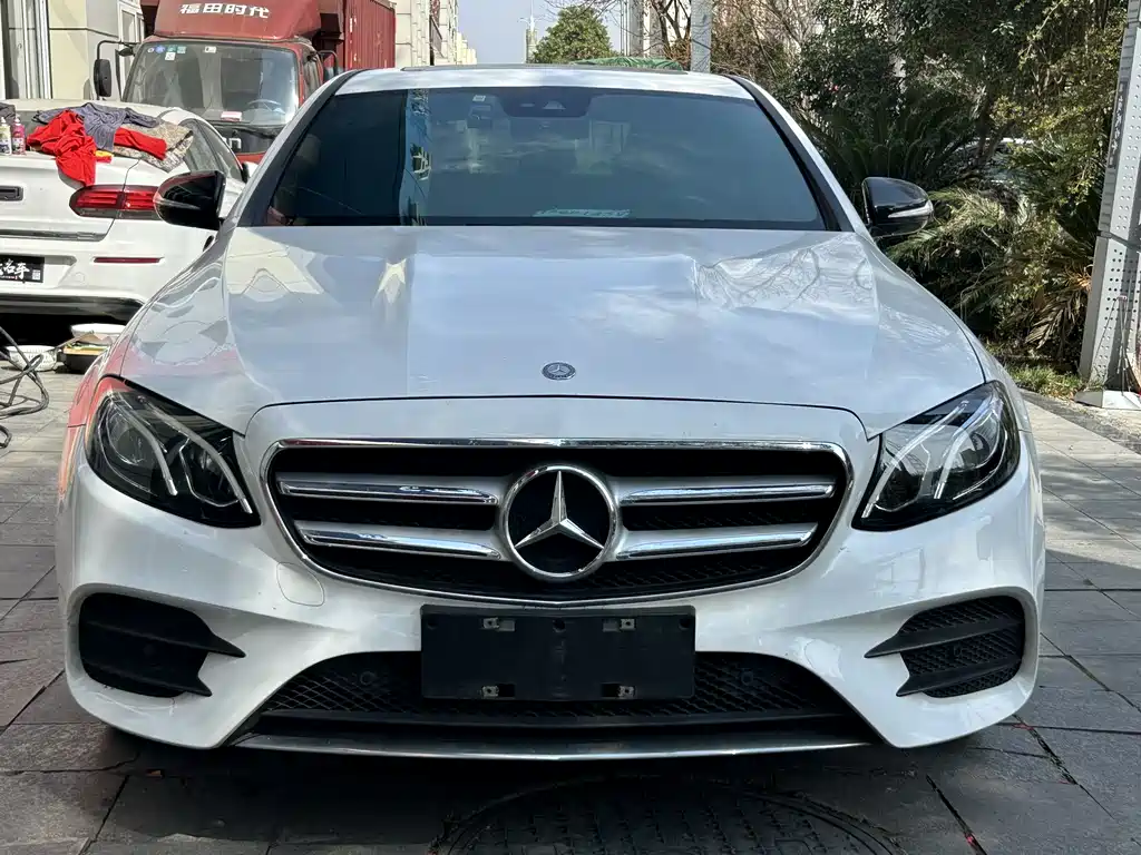 Mercedes-Benz E-Class 2018 — фото 1