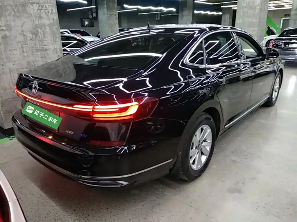 Volkswagen Passat PHEV 2022 — фото 7