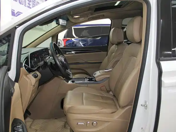 Buick GL8 2020
