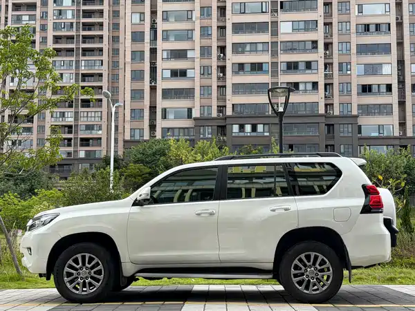 Toyota Prado 2018