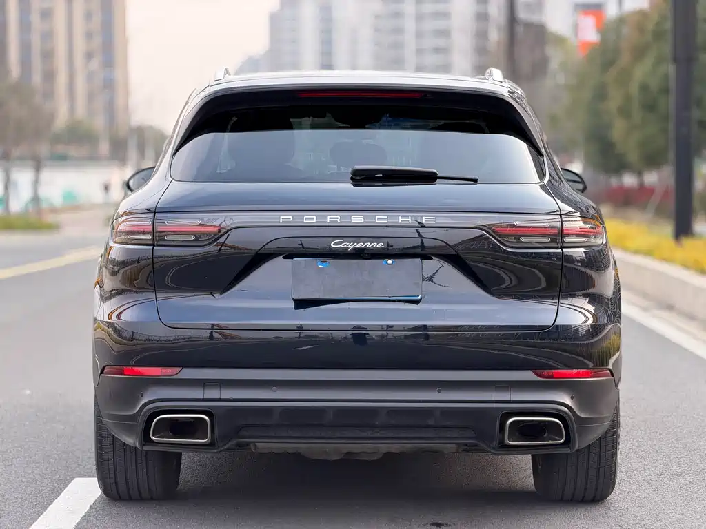 Porsche Cayenne 2018 — фото 9