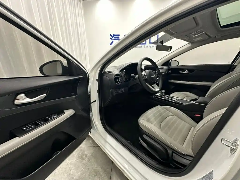 Kia K3 2023