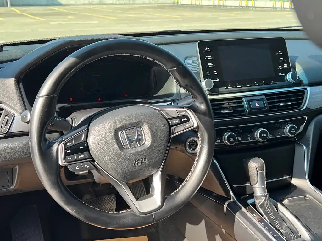 Honda Inspire 2020 — фото 16