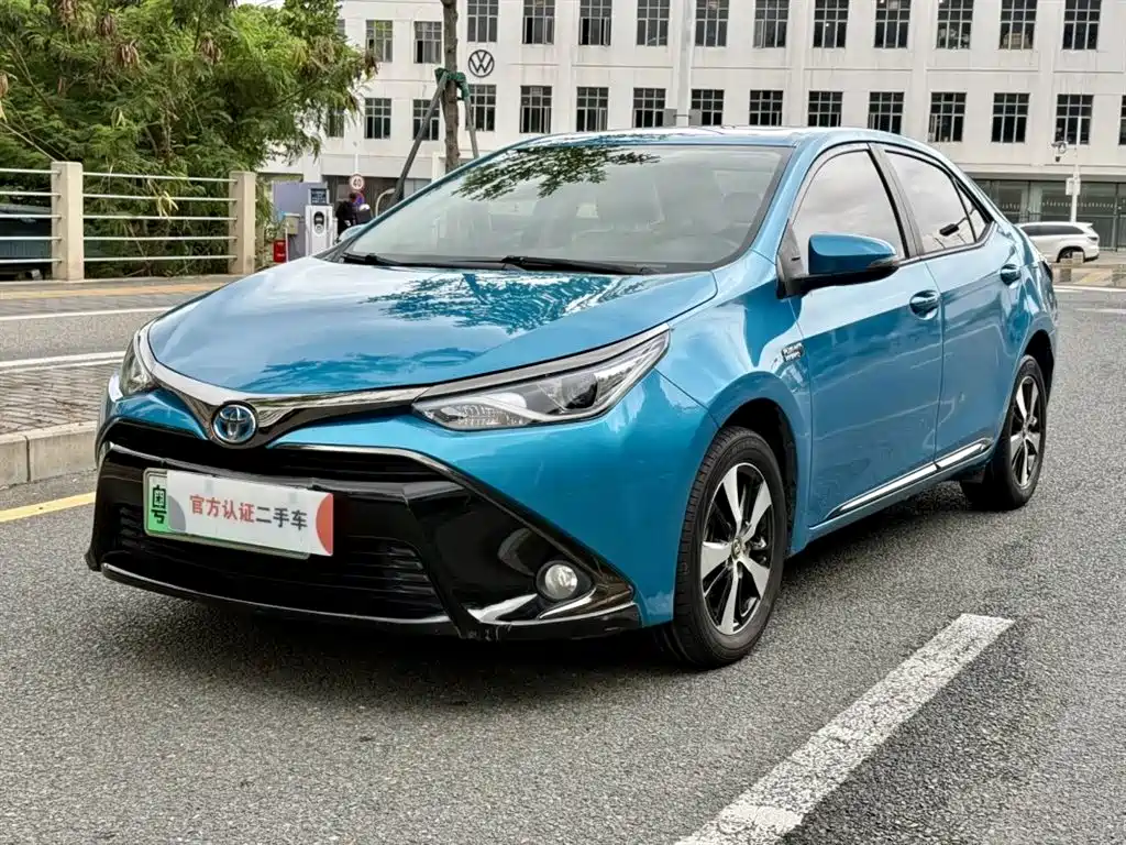 Toyota Levin Twin Engine E+ 2019 — фото 2