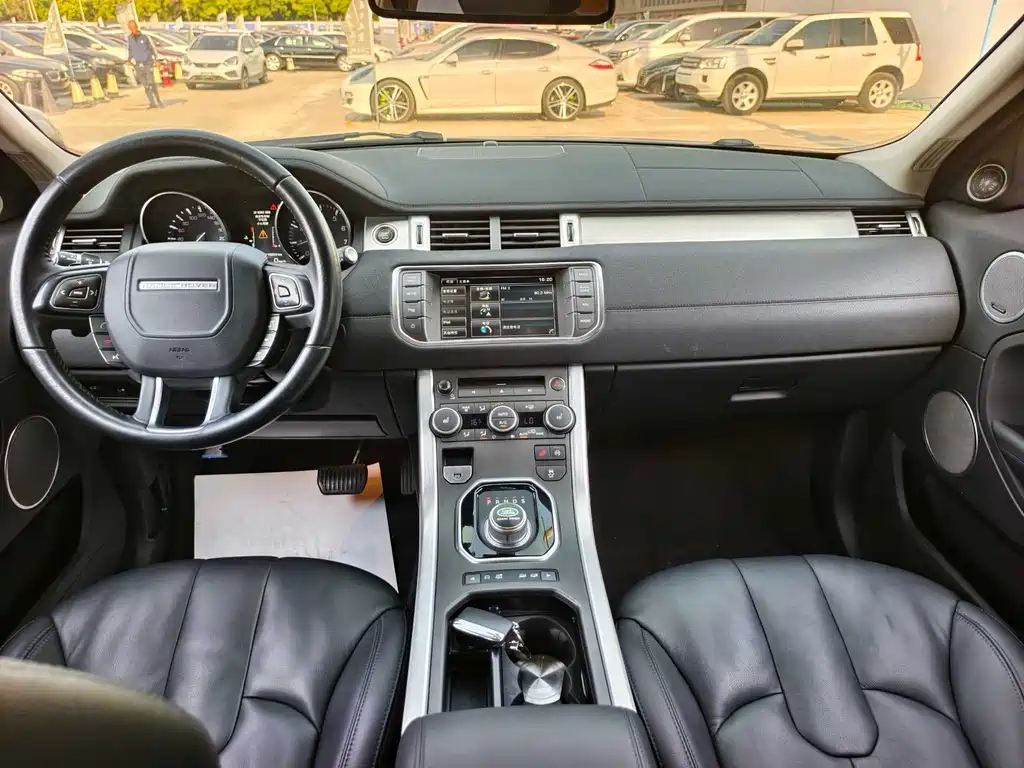 Land Rover Evoque 2015 — фото 14