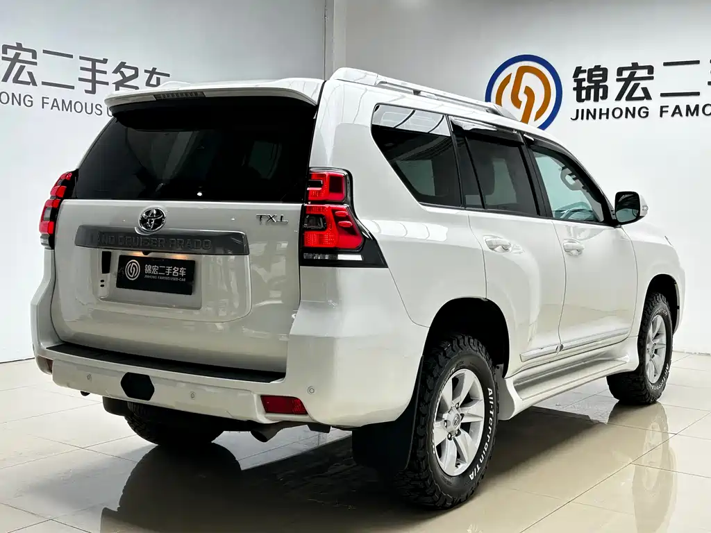 Toyota Prado 2024 — фото 25