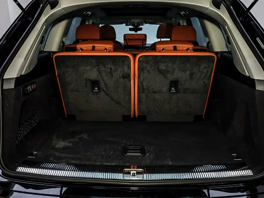 Audi Q7 2023 — фото 6