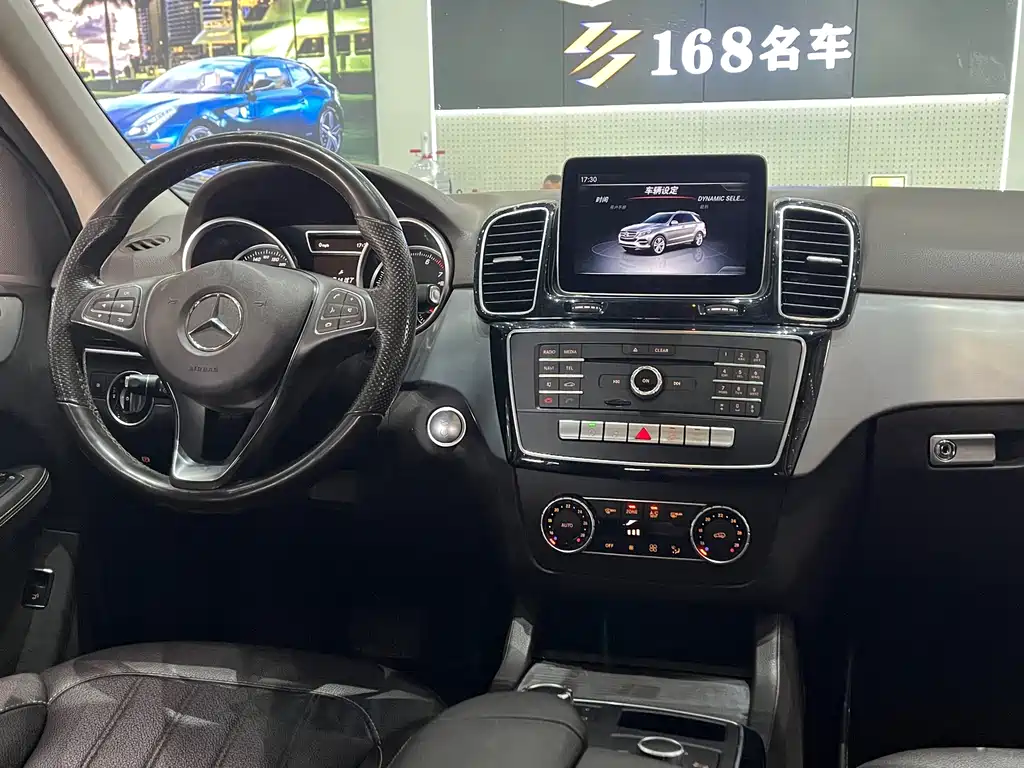 Mercedes-Benz GLE 2019 — фото 11