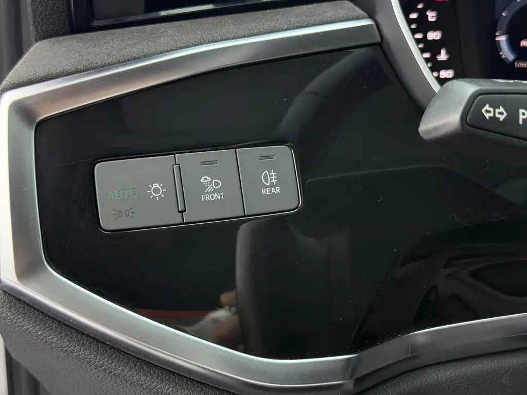 Audi Q3 2022 — фото 18