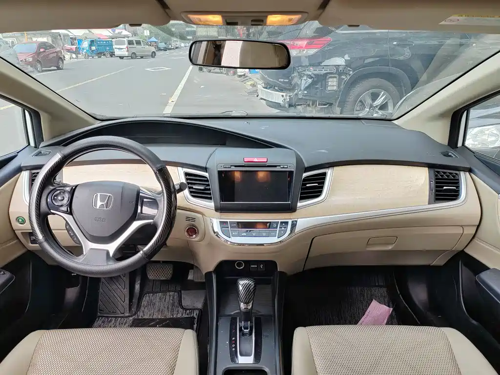 Honda Jade 2015 — фото 6