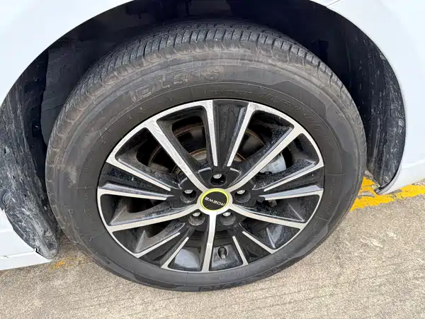 Roewe i5 2021
