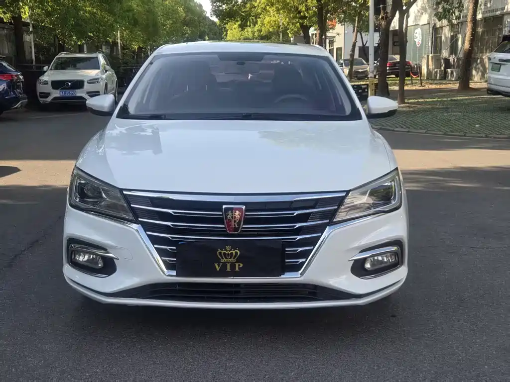 Roewe i5 2019