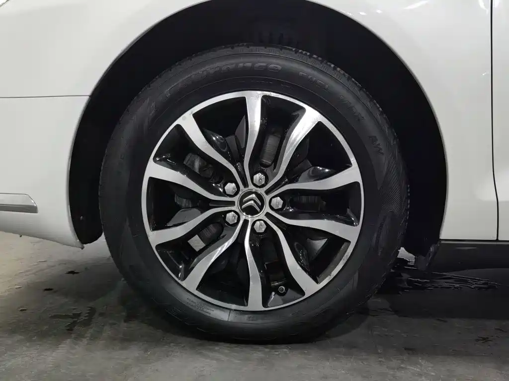Citroën C5 2016 — фото 17