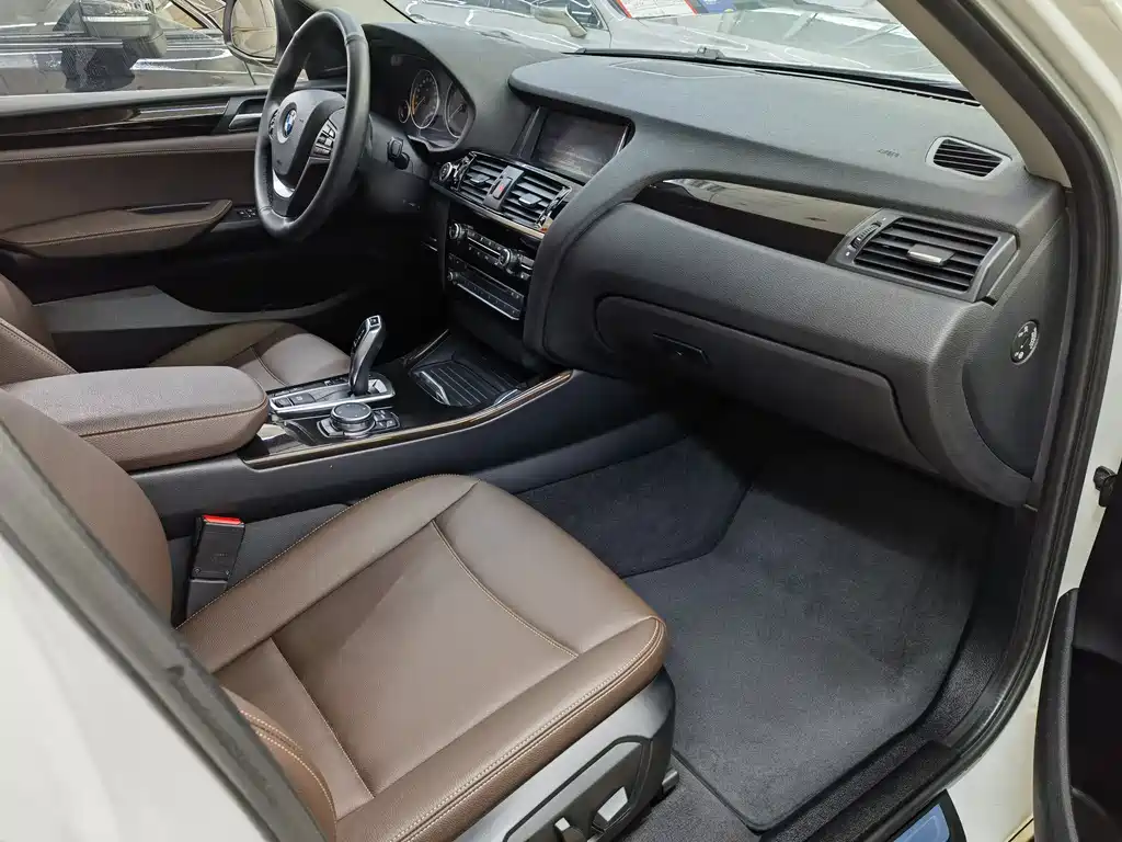 BMW X4 2015 — фото 10