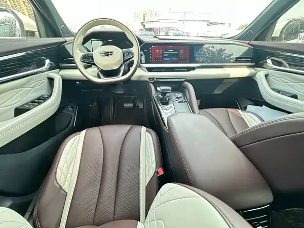 Geely Xingyue L 2022