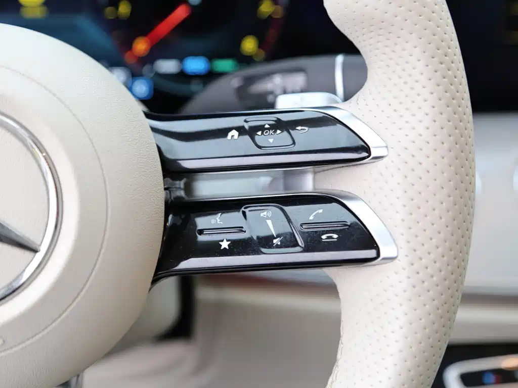 Mercedes-Benz E-Class 2021 — фото 12