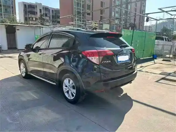 Honda Vezel 2015