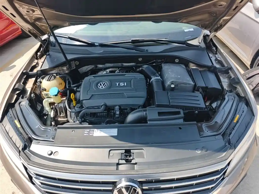 Volkswagen Passat 2017 — фото 19