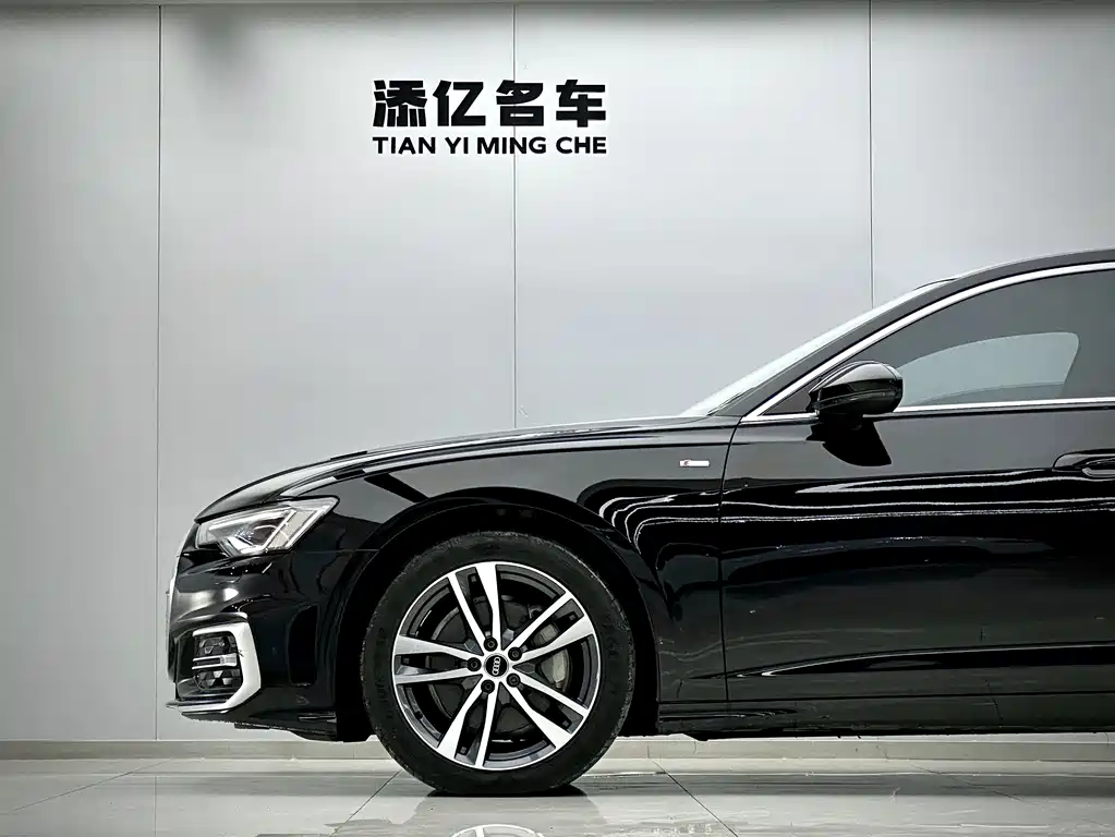 Audi A6L 2023 — фото 9