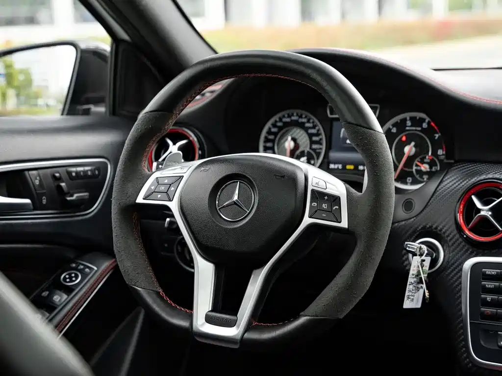 Mercedes-Benz A-Class AMG 2015 — фото 5