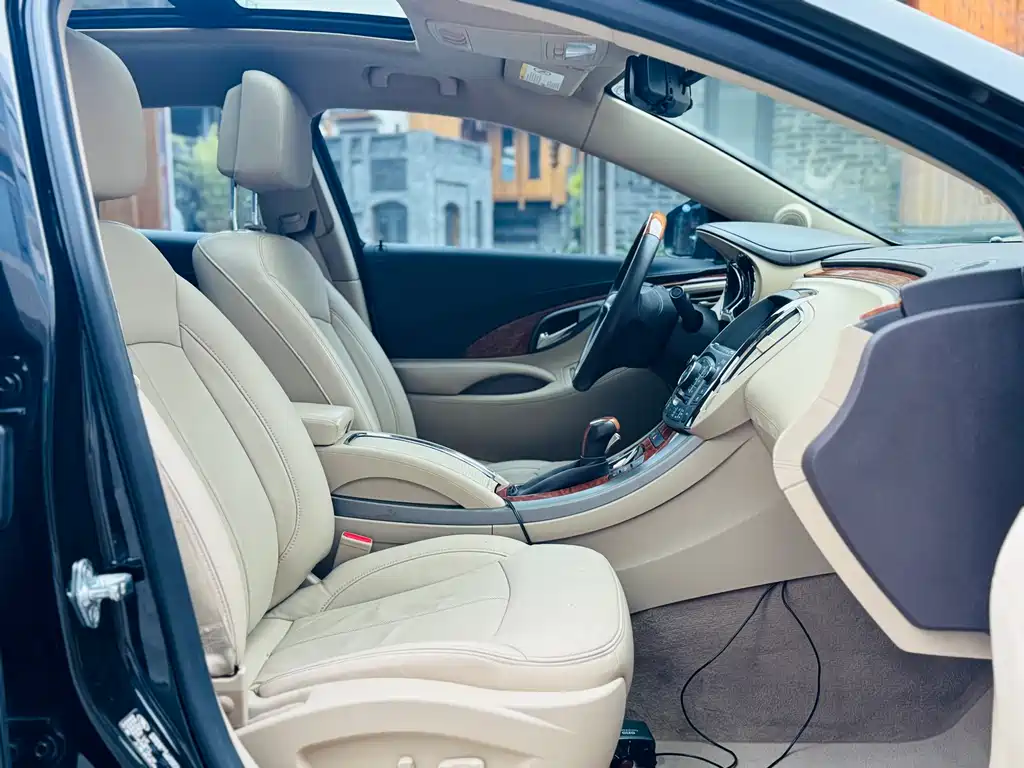 Buick LaCrosse 2013 — фото 13