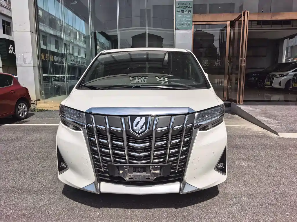 Toyota Alphard 2018 — фото 3