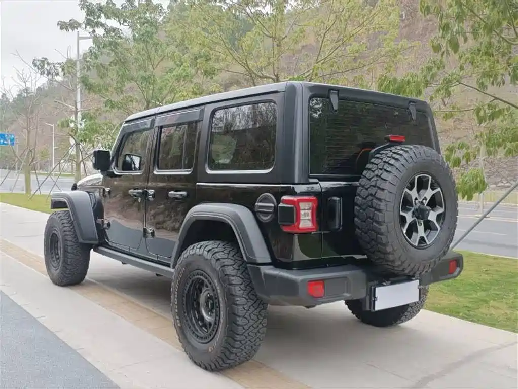 Jeep Wrangler 2023 — фото 4