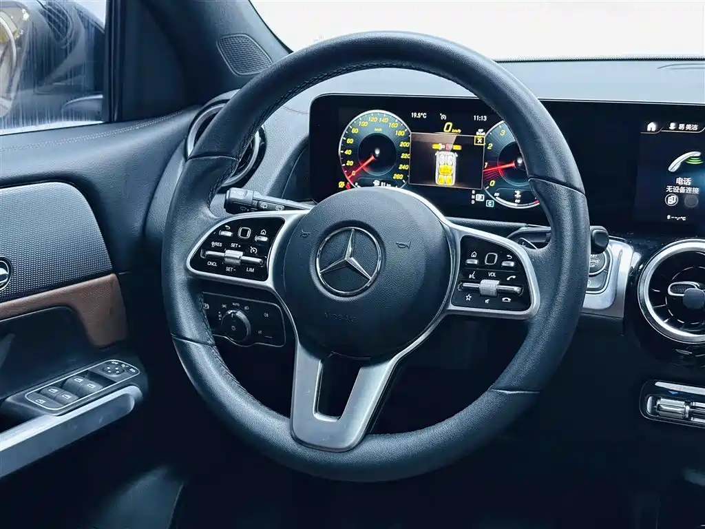 Mercedes-Benz GLB 2022 — фото 11