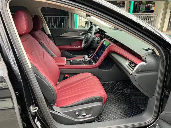 Hongqi H5 2023