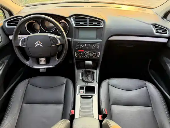 Citroën C4L 2016