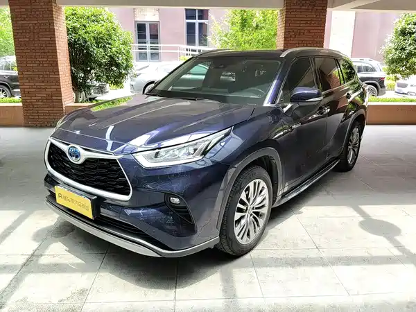 Toyota Highlander 2021