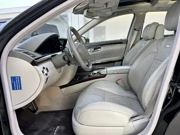 Mercedes-Benz S-Class AMG 2010