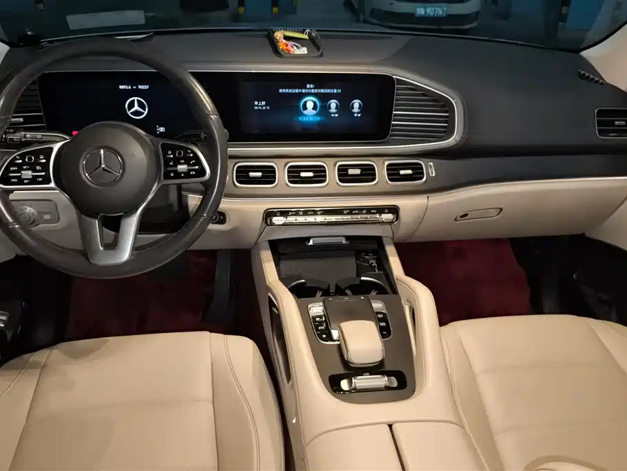 Mercedes-Benz GLE 2019 — фото 12
