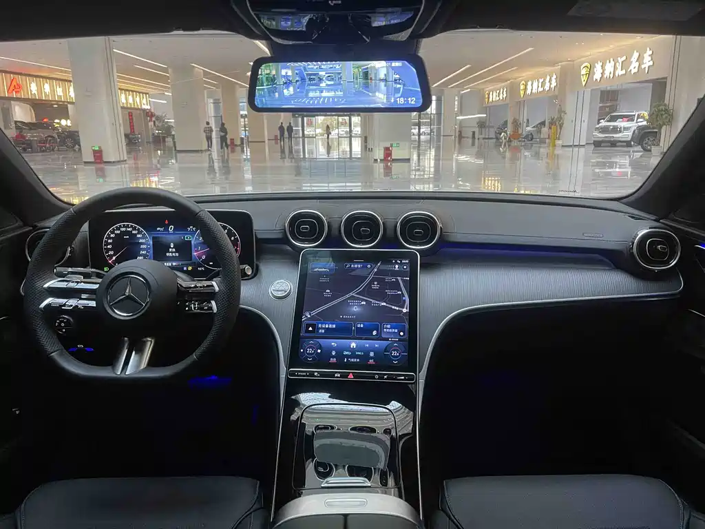 Mercedes-Benz C-Class 2024 — фото 11