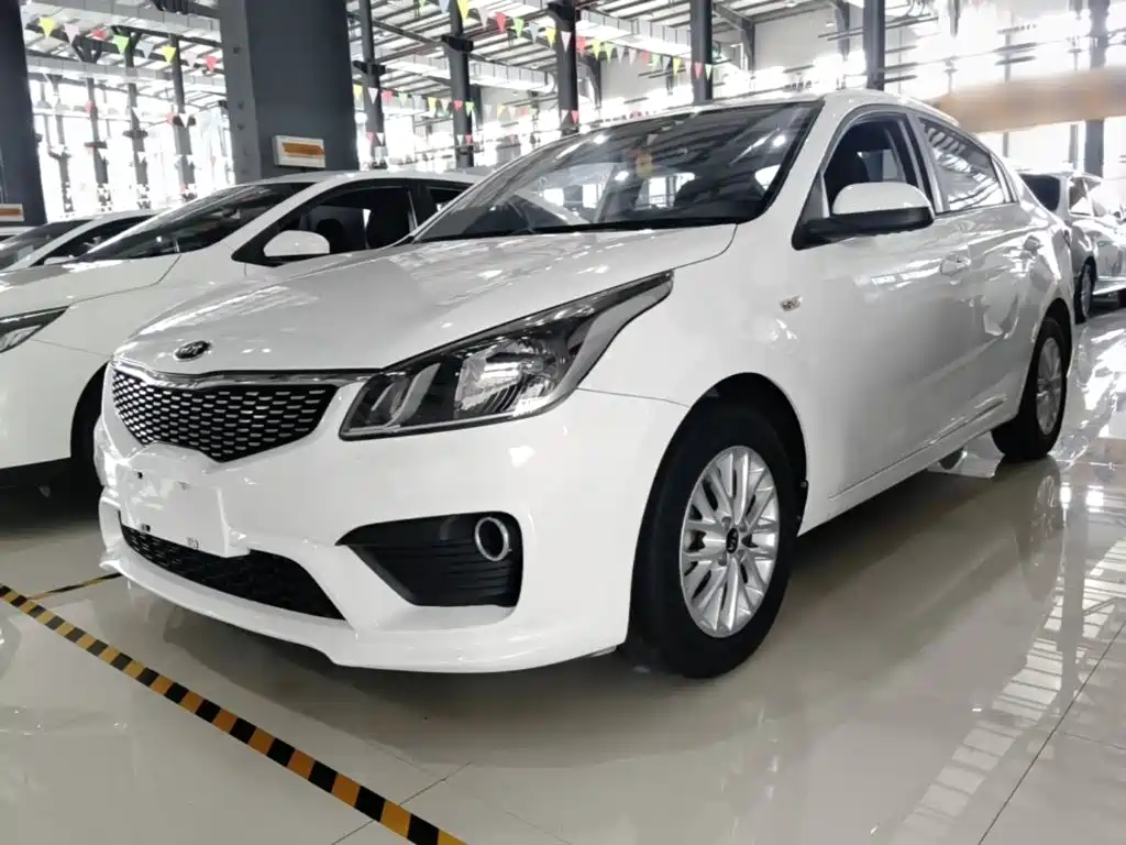 Kia K2 2017 — фото 1
