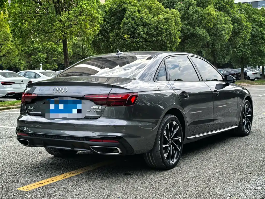 Audi A4L 2021 — фото 19