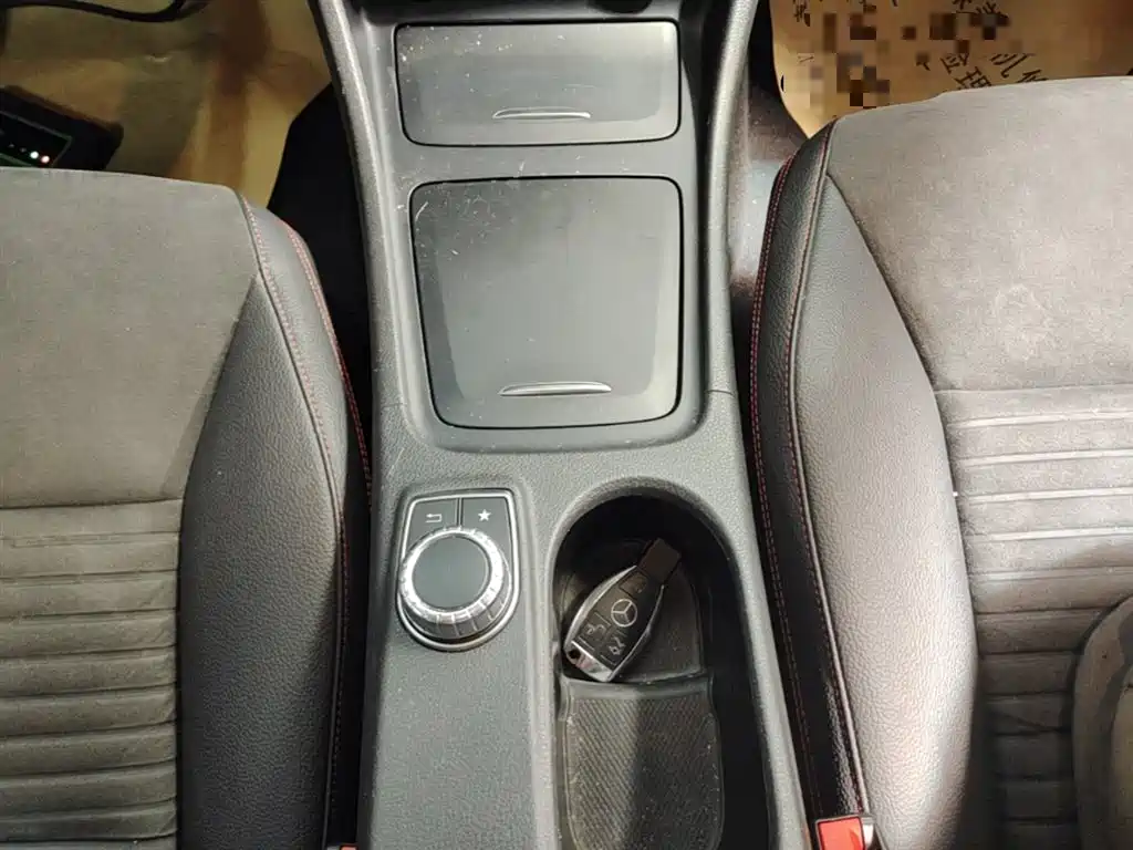 Mercedes-Benz CLA 2015 — фото 14