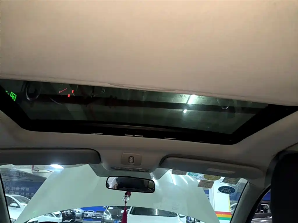 Nissan Qashqai 2015 — фото 18