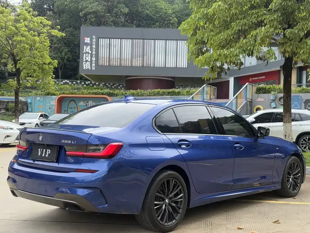 BMW 3 Series 2019 — фото 4