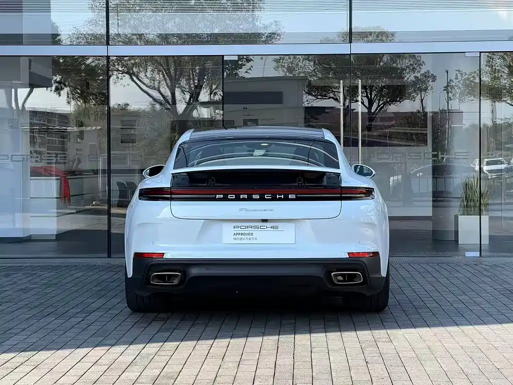 Porsche Panamera 2025 — фото 4