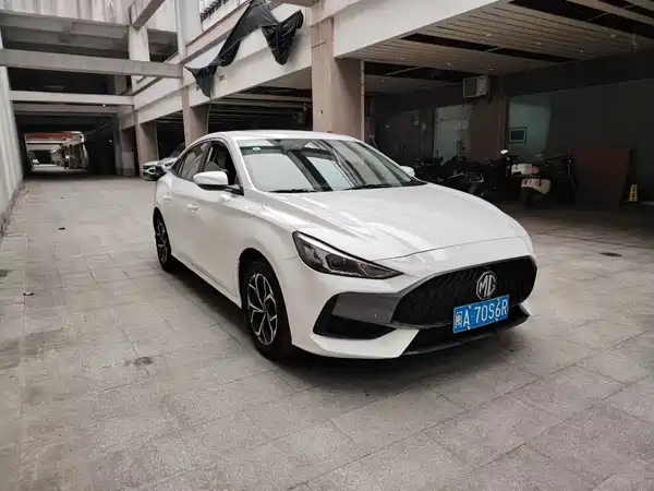 MG MG5 2022